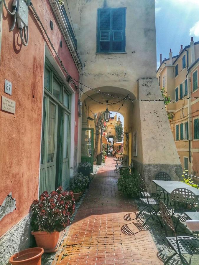 بورديغيرا Vialunga Apartment In The Old Town المظهر الخارجي الصورة